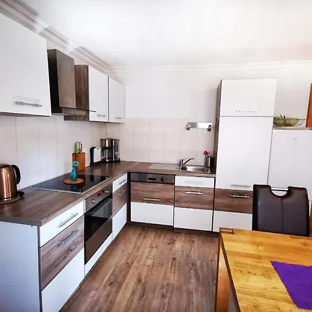 دي دي شقة زيل أم سي